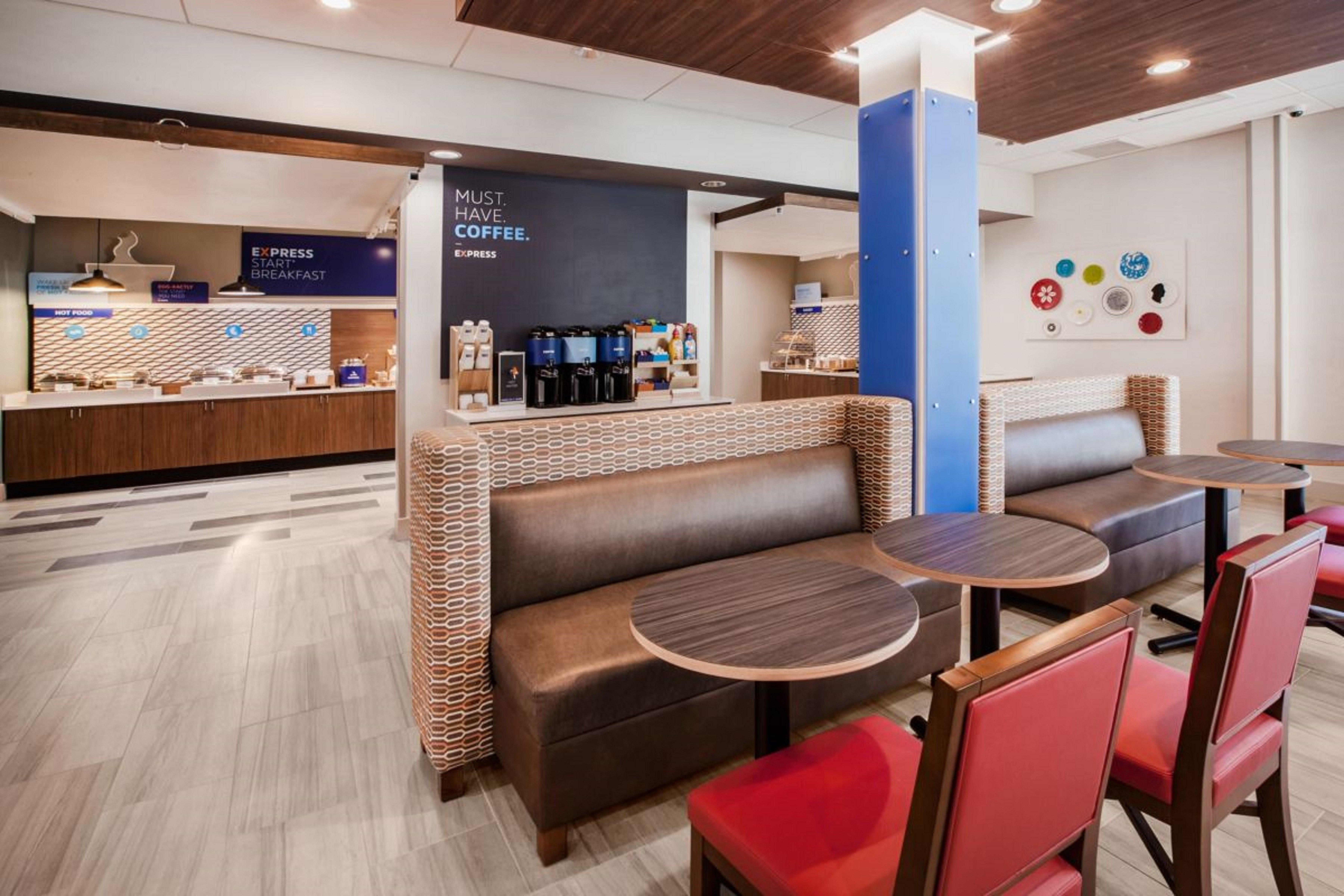 Holiday Inn Express & Suites - Bourbonnais East - Bradley By Ihg Exterior photo