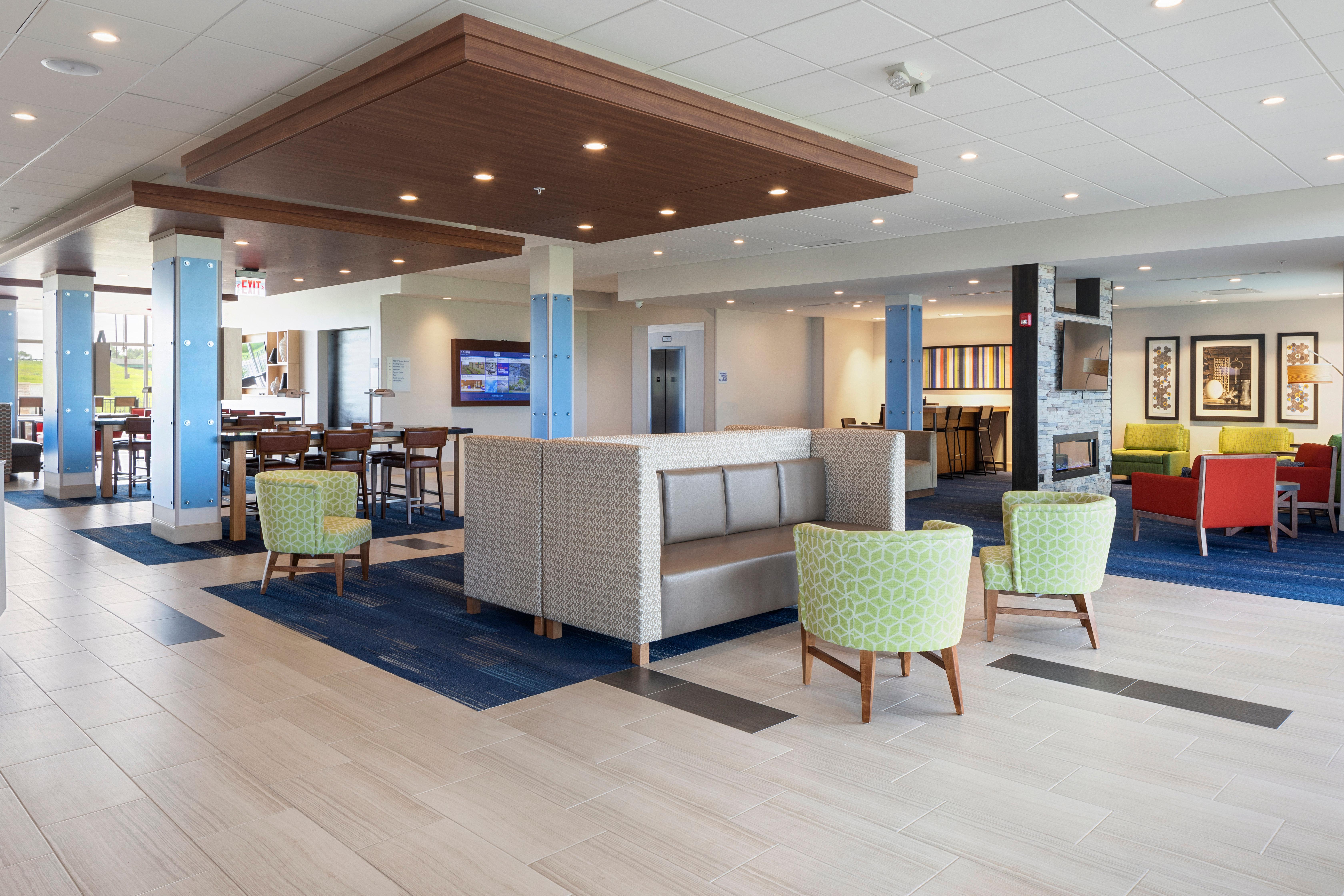 Holiday Inn Express & Suites - Bourbonnais East - Bradley By Ihg Exterior photo