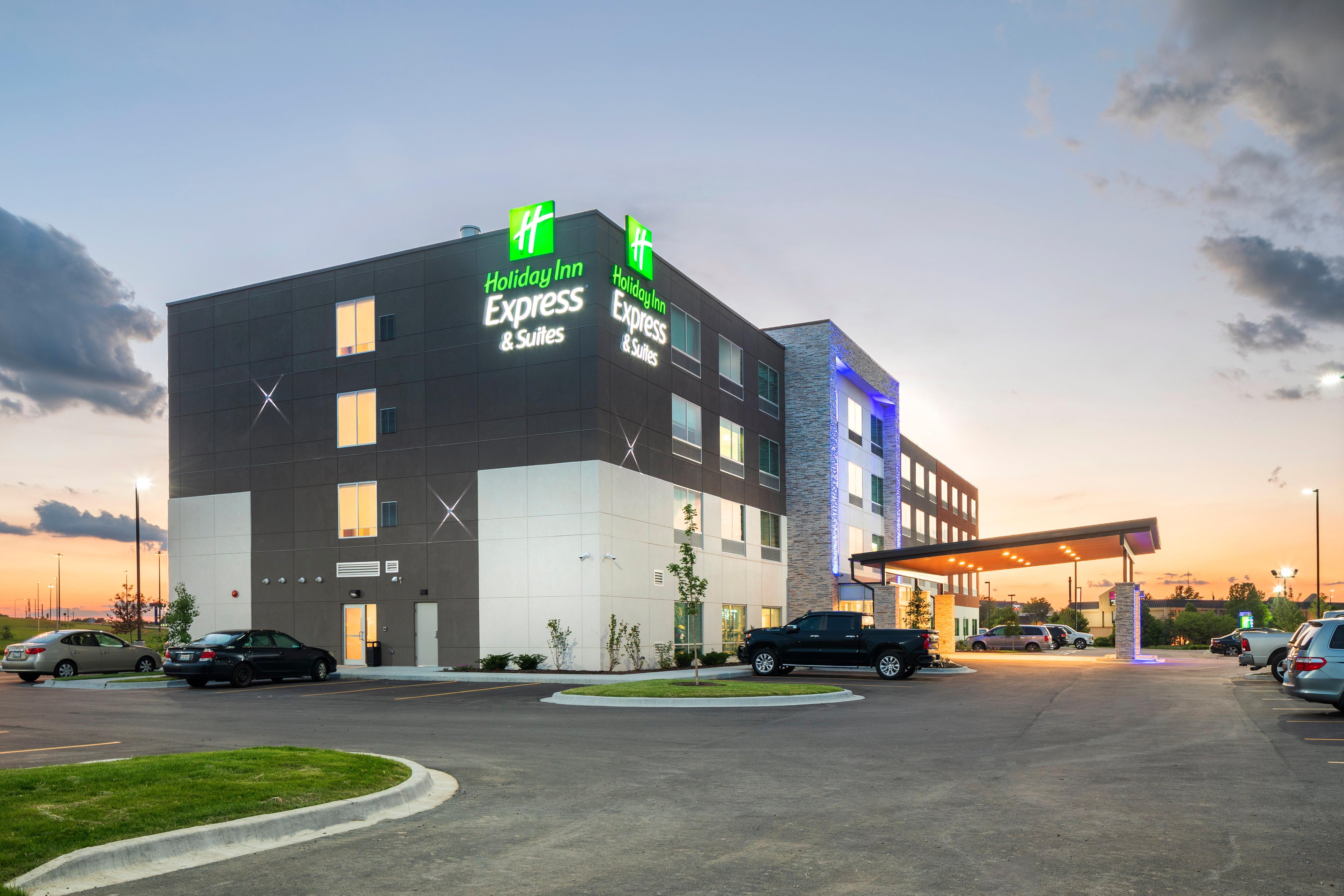 Holiday Inn Express & Suites - Bourbonnais East - Bradley By Ihg Exterior photo