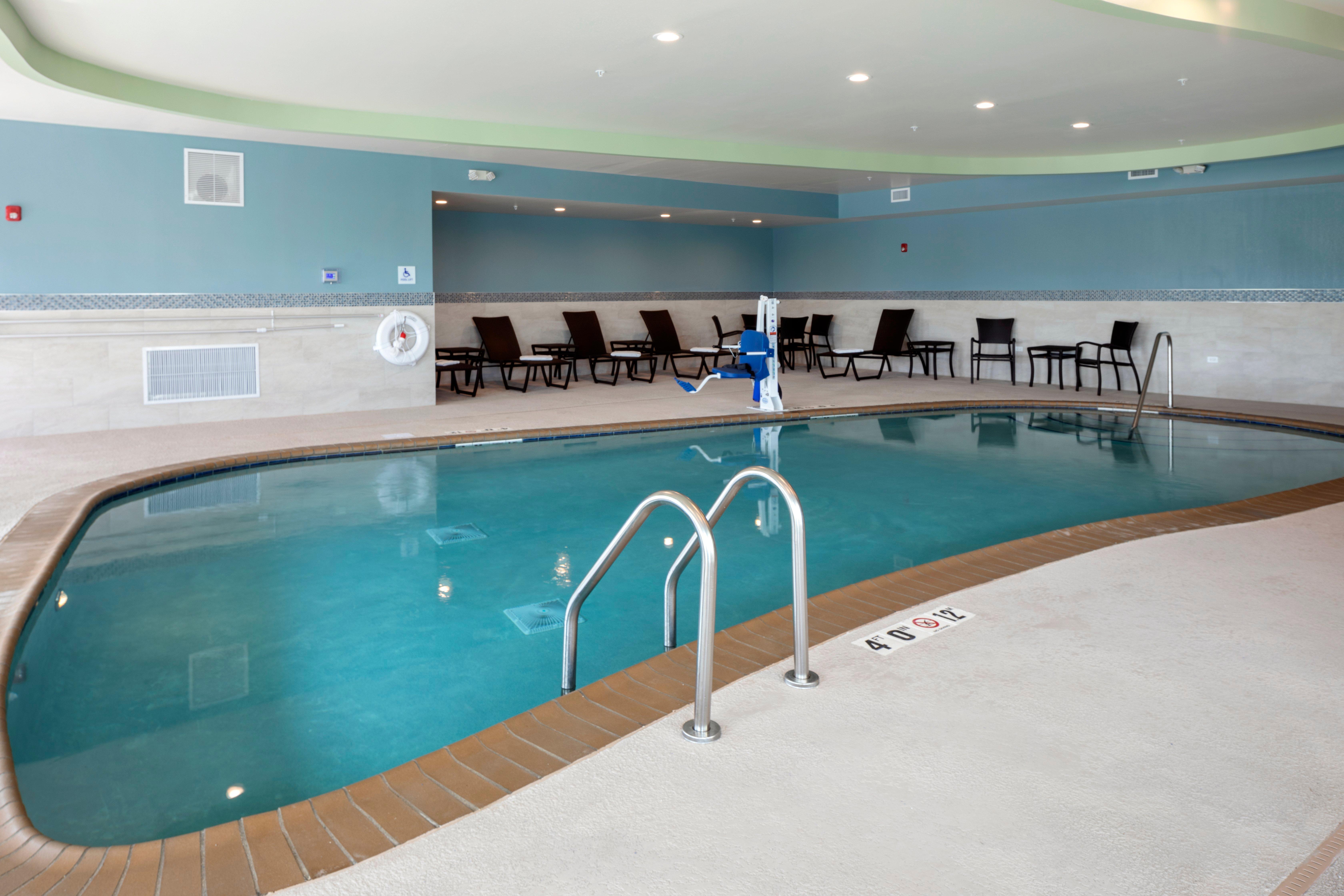 Holiday Inn Express & Suites - Bourbonnais East - Bradley By Ihg Exterior photo