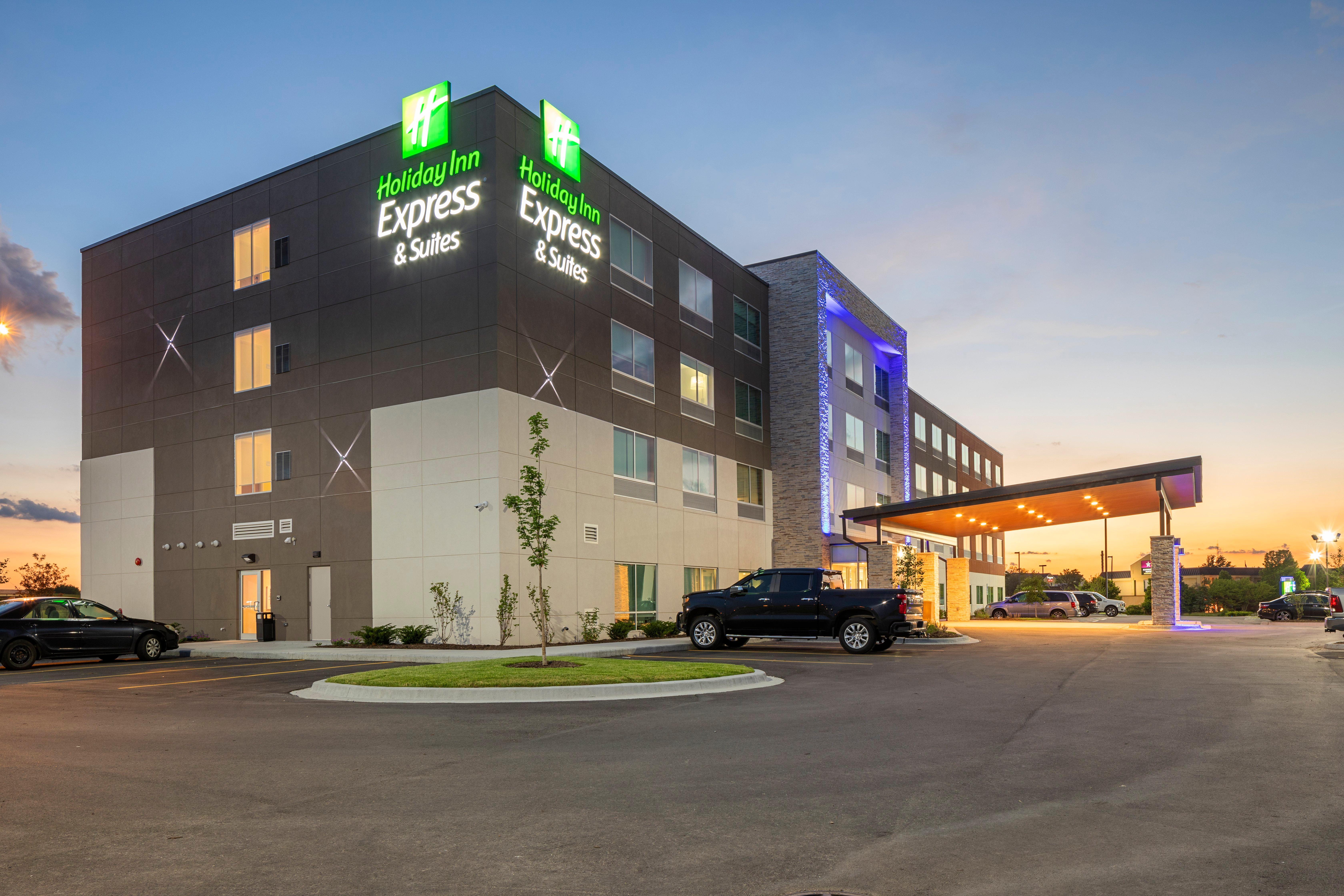 Holiday Inn Express & Suites - Bourbonnais East - Bradley By Ihg Exterior photo